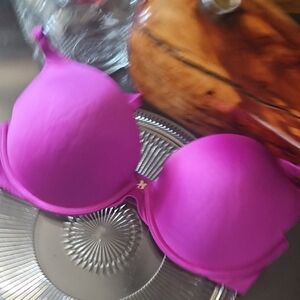 FREE Savage X Fenty Vibrant Fuchsia Molded Cup Bra